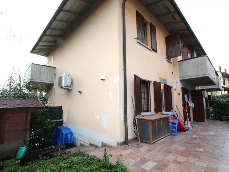 Immagine 36 di Appartamento in vendita  in Via E. Carnevali a Valsamoggia