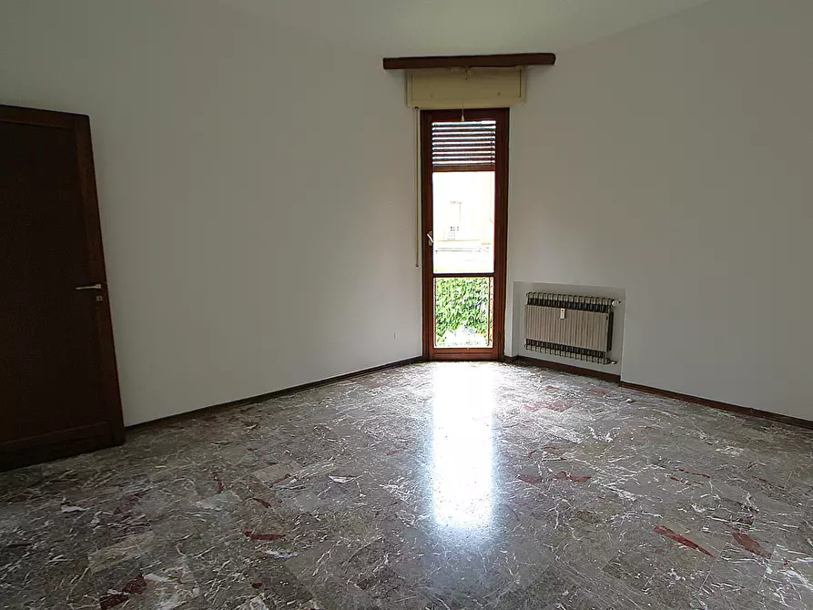 Immagine 28 di Appartamento in vendita  in Viale della Costituzione 6 a Valsamoggia