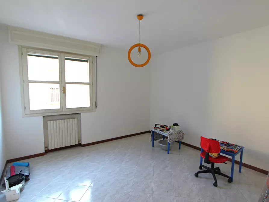 Immagine 23 di Appartamento in vendita  in Viale dell'Indipendenza a Valsamoggia