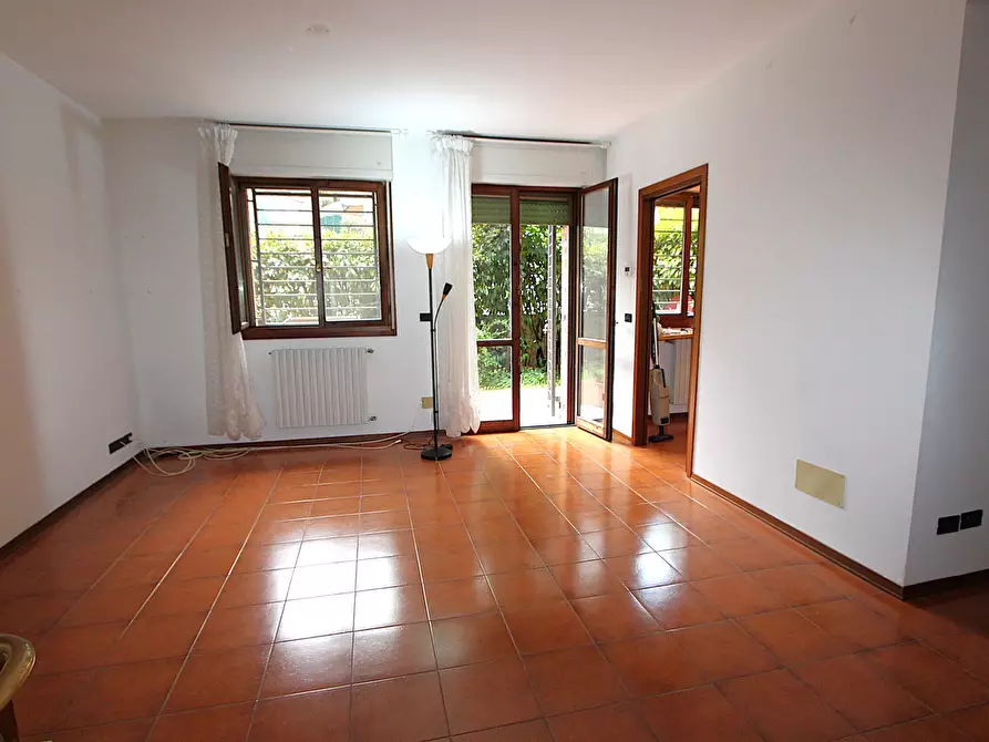 Immagine 2 di Appartamento in vendita  in Via Ugo la Malfa 15 a Valsamoggia