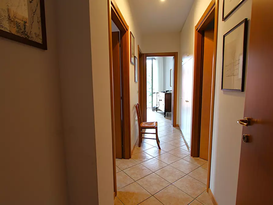 Immagine 6 di Appartamento in vendita  in Via Giuseppe Mazzini 34 a Valsamoggia