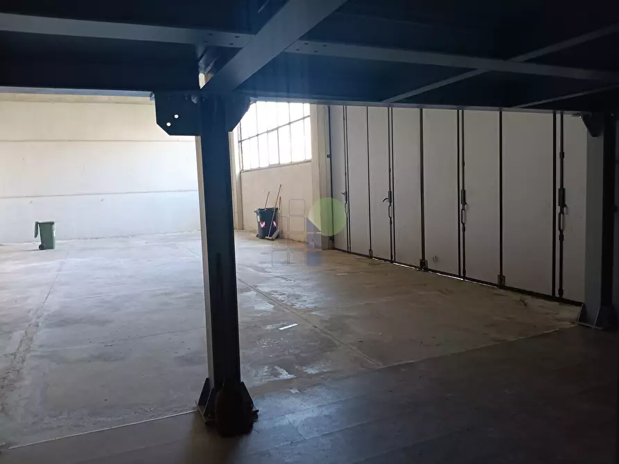 Immagine 18 di Attività artigianale in affitto  in Via Dell'Artigianato 43 a Livorno