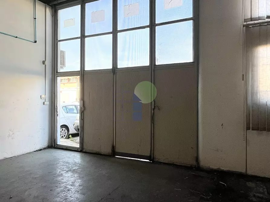 Immagine 15 di Capannone industriale in affitto  in Via Razzaguta 32 a Livorno