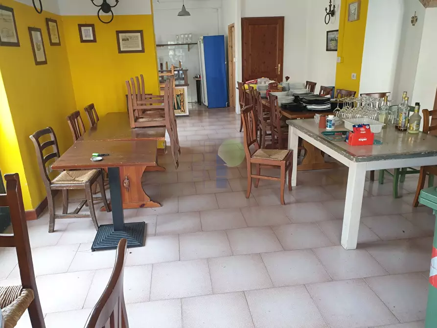 Immagine 2 di Bar / Ristorante in affitto  a Livorno