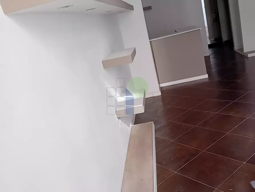 Immagine 3 di Capannone industriale in affitto  in Via Grande 206 a Livorno