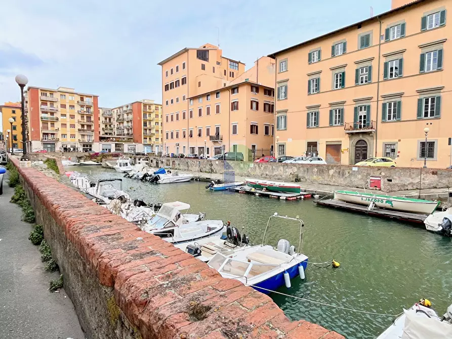 Immagine 18 di Laboratorio in vendita  in Scali del Pesce 11 a Livorno