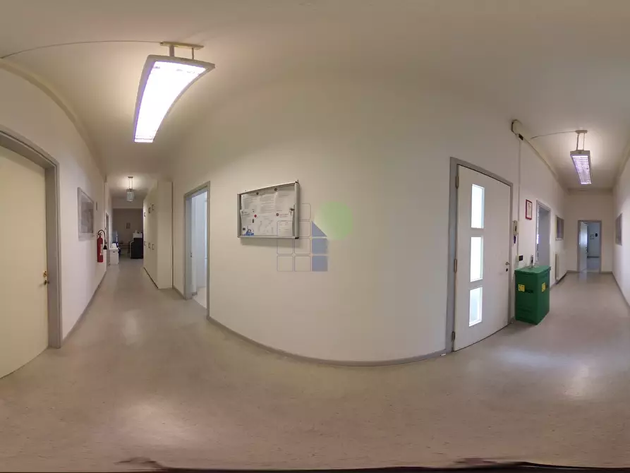 Immagine 23 di Ufficio in vendita  in Via L. da Vinci 35 a Livorno