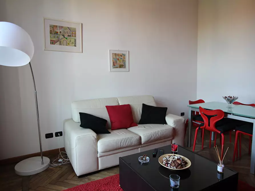 Immagine 5 di Trilocale in affitto  a Arona