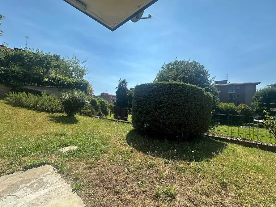 Immagine 25 di Trilocale in vendita  in Via Vignetta 6 a Arona