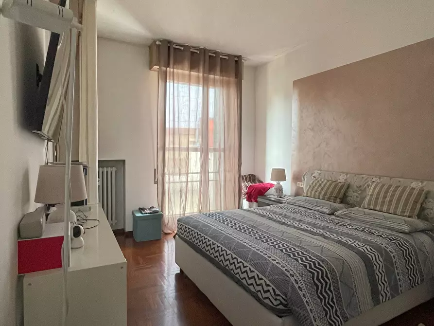 Immagine 12 di Trilocale in vendita  in Via XX Settembre 1 a Arona