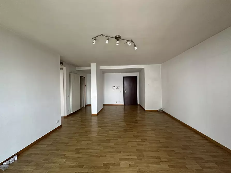 Immagine 7 di Trilocale in affitto  in Via Cristoforo Colombo 1 a Dormelletto