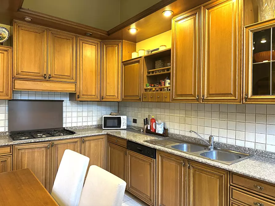 Immagine 2 di Quadrilocale in vendita  in Via Gentile 1 a Gozzano