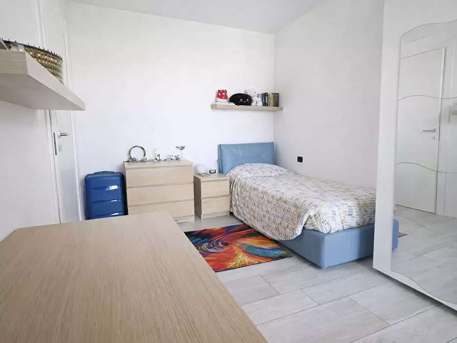 Immagine 16 di Trilocale in affitto  a Borgomanero