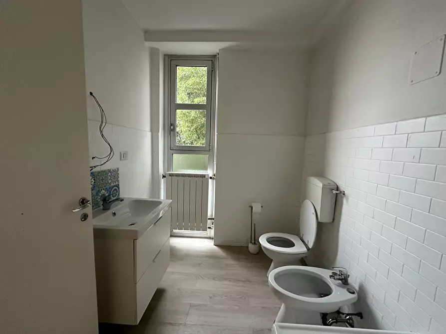 Immagine 21 di Trilocale in affitto  in Via Cristoforo Colombo 1 a Dormelletto