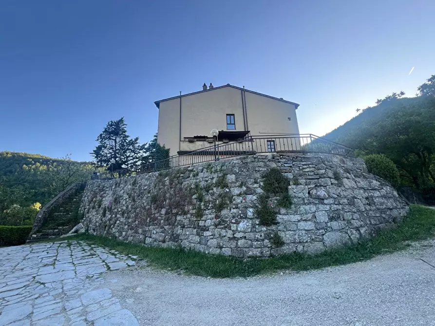 Immagine 1 di Trilocale in vendita  in Via Bolognese 100 a Vaglia