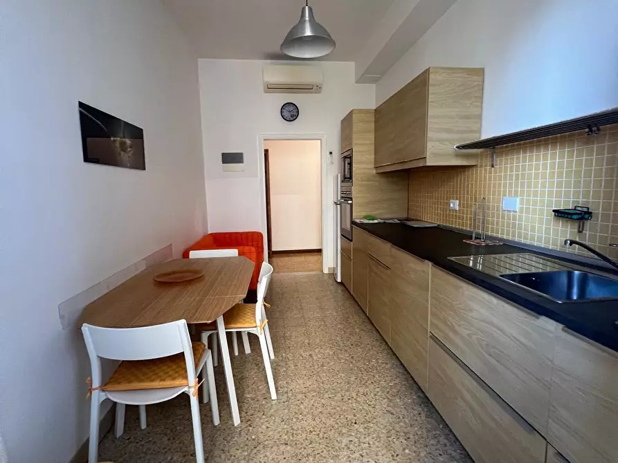 Immagine 6 di Trilocale in vendita  a Firenze