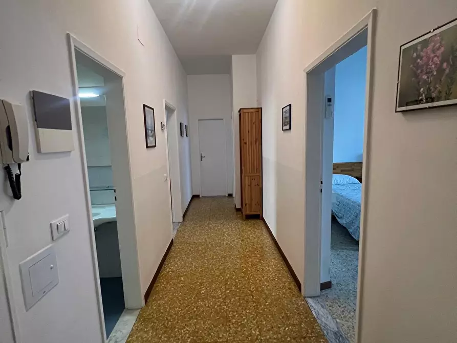 Immagine 9 di Trilocale in vendita  a Firenze