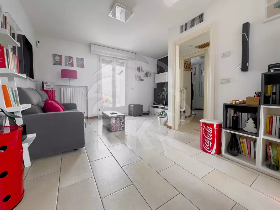 Immagine 6 di Quadrilocale in affitto  in via dell'indipendenza 54 a Bologna