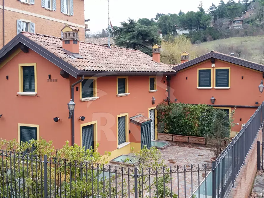Immagine 7 di Villa in vendita  in Via Dotti 16 a Bologna
