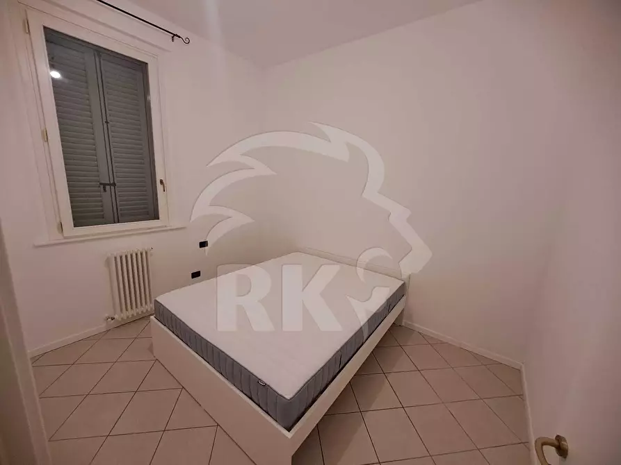 Immagine 11 di Trilocale in affitto  a Bologna