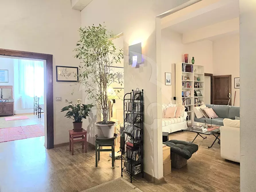Immagine 4 di Pentalocale in vendita  in Viale Giosuè Carducci 4 a Bologna