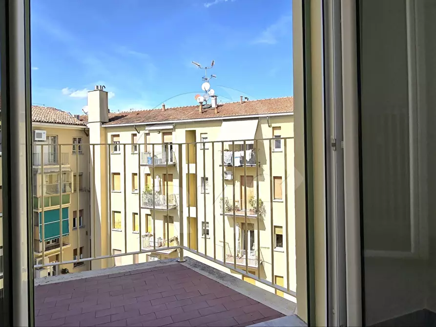 Immagine 10 di Quadrilocale in affitto  a Bologna