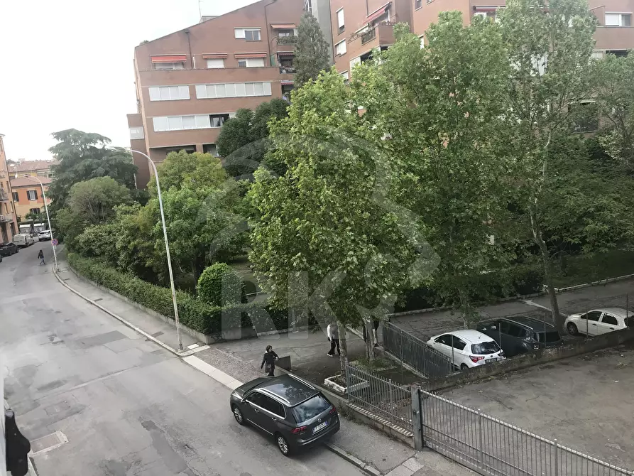 Immagine 24 di Trilocale in affitto  a Bologna