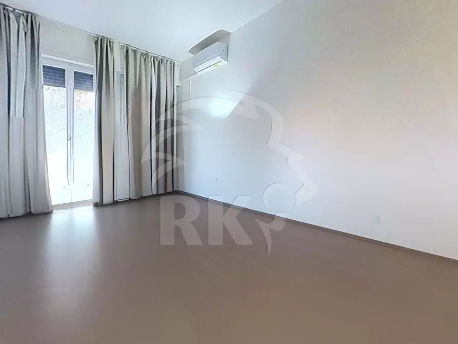 Immagine 18 di Pentalocale in vendita  in via Delle Rose 32 a Bologna