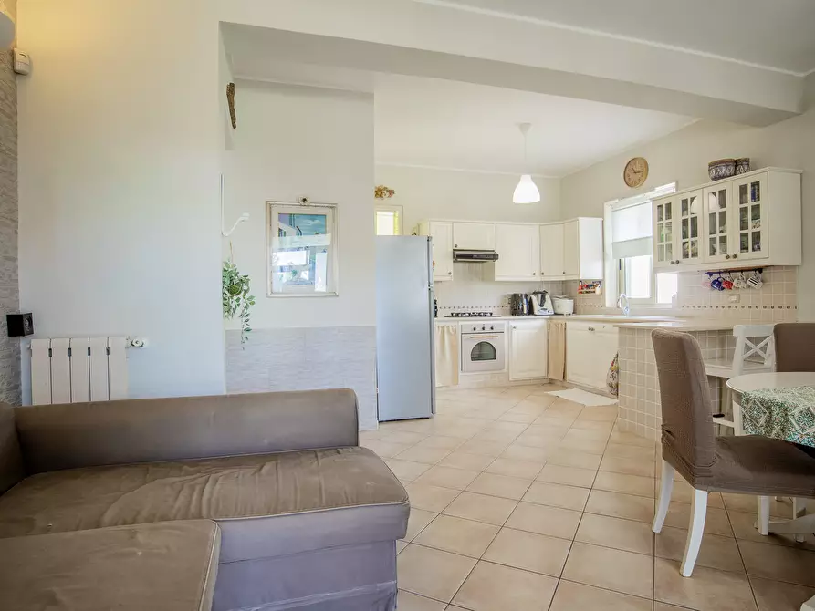 Immagine 10 di Villa in vendita  in VIA FILICUDI 34 a Siracusa