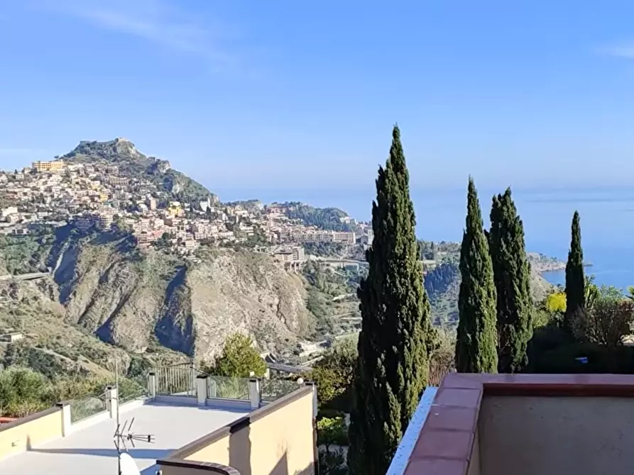 Immagine 31 di Villa in vendita  in SP10 41 a Taormina