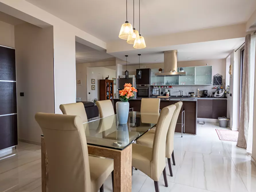 Immagine 25 di Villa in vendita  in Via Vincenzo Bellini 163 a Piedimonte Etneo