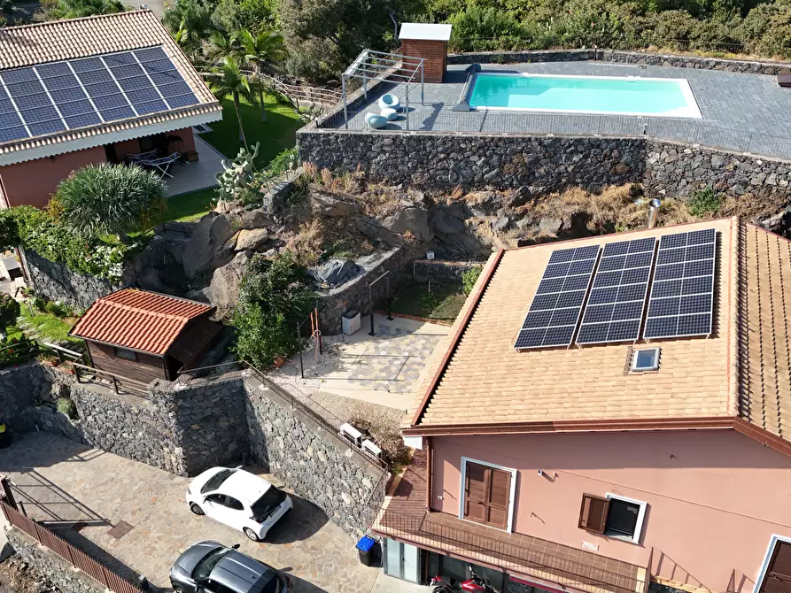 Immagine 128 di Villa in vendita  in Via Vincenzo Bellini 163 a Piedimonte Etneo