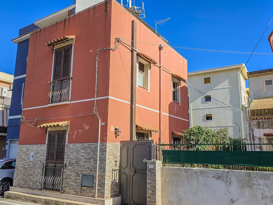 Immagine 1 di Casa indipendente in vendita  in Via Mineo 20 a Siracusa