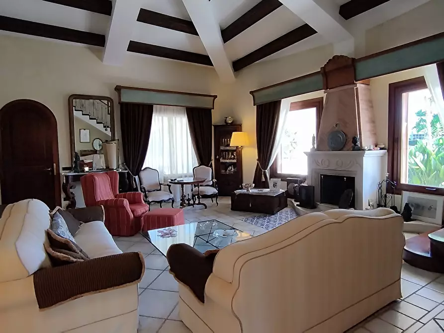 Immagine 17 di Villa in vendita  in Strada Tremmilia 143 a Siracusa