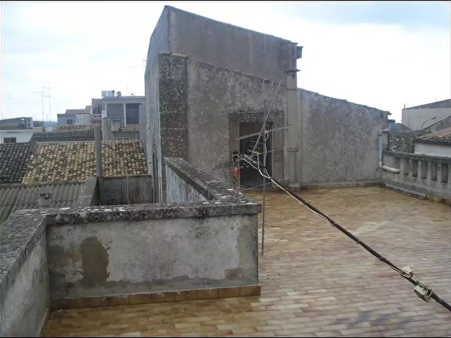 Immagine 4 di Casa indipendente in vendita  in Via Umberto a Canicattini Bagni