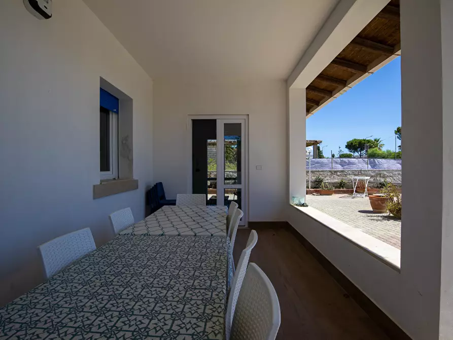 Immagine 44 di Villa in vendita  in Via Costa del Sole 37 a Siracusa