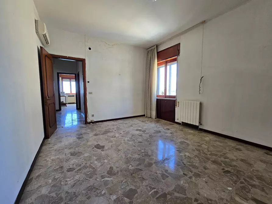 Immagine 10 di Appartamento in vendita  in Via Adda 9 a Siracusa