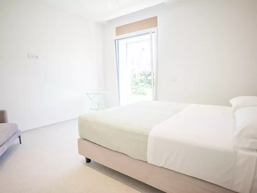 Immagine 38 di Villa in vendita  in Via La Maddalena 35 a Siracusa