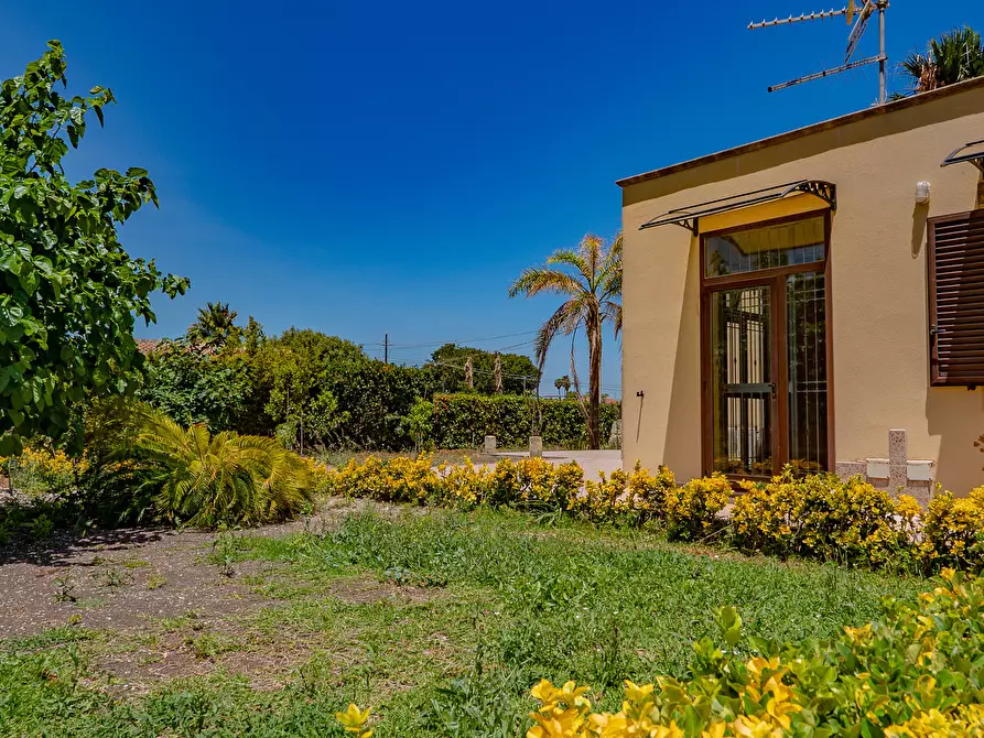 Immagine 54 di Villa in vendita  in Via Olindo Marinelli 66 a Siracusa