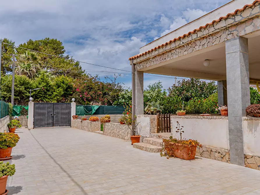 Immagine 22 di Villa in vendita  in Via Mar Mediterraneo a Siracusa