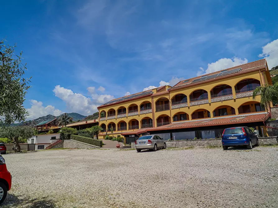Immagine 61 di Albergo/B&B/Residence in vendita  in Via Nazionale 203 a Taormina