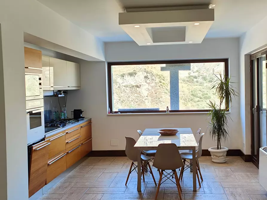 Immagine 26 di Villa in vendita  in SP10 41 a Taormina