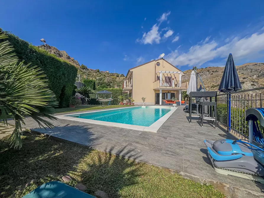 Immagine 23 di Villa in vendita  in Contrada Mastrissa a Taormina