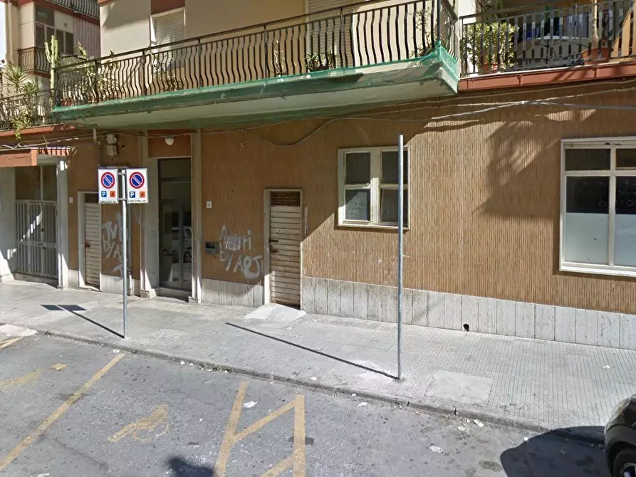 Immagine 2 di Locale commerciale in vendita  in Via Toscana 13 a Siracusa