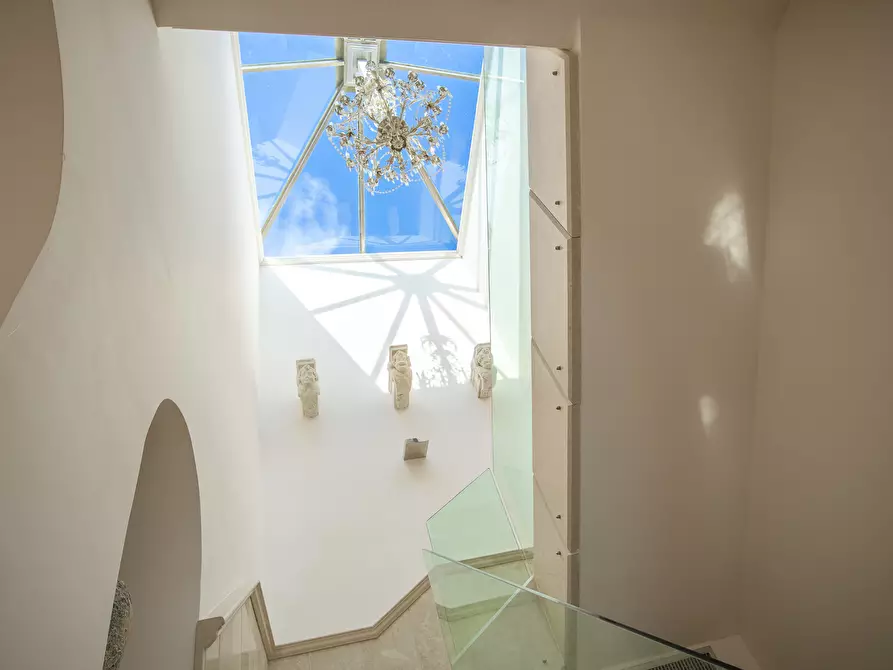 Immagine 111 di Villa in vendita  in Salita Giafari 25 a Taormina