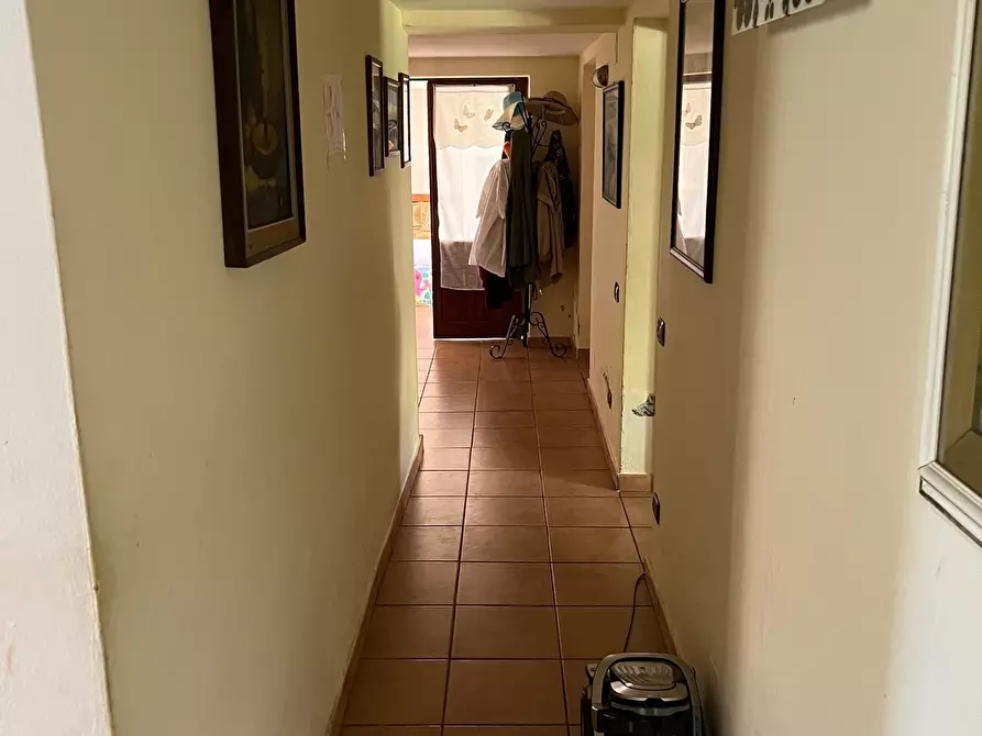 Immagine 8 di Villa in vendita  a Montemurlo