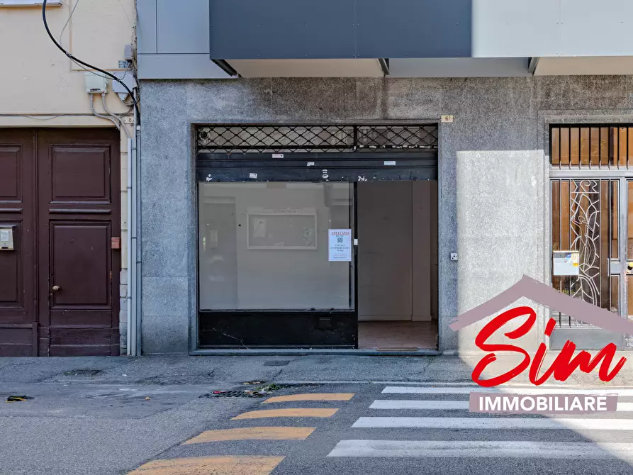 Immagine 27 di Locale commerciale in affitto  in via perazzi snc a Novara