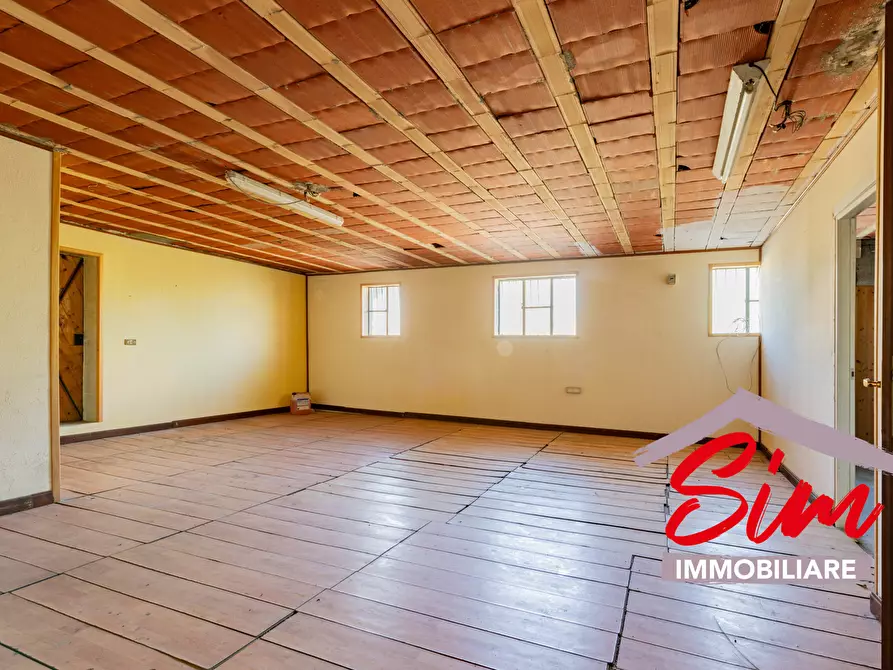 Immagine 25 di Villa in vendita  in Via C. Minoretti snc a Carpignano Sesia