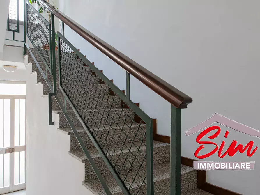 Immagine 27 di Pentalocale in vendita  in Via Agogna sn a Novara