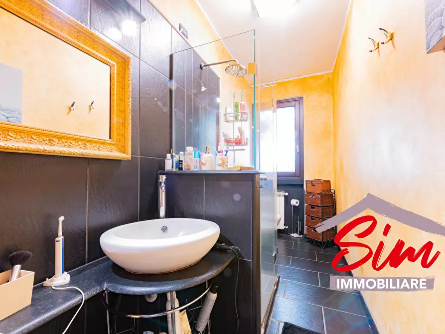 Immagine 13 di Casa bifamiliare in vendita  in Via Nino Oxilia 21 a Novara